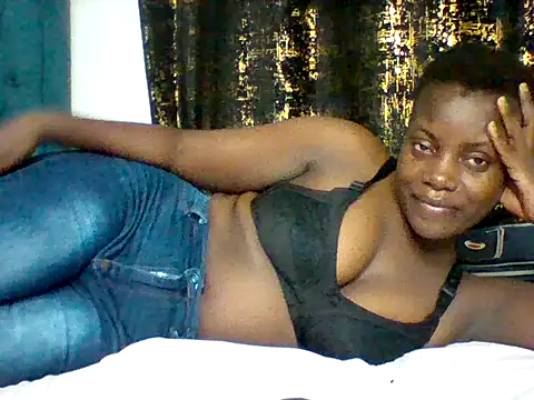 Snapshot of Sweet_bunyy chatting on May 23, 2026, 10:36 am Sweet bunyy online show from May 23, 2026, 10:36 am
