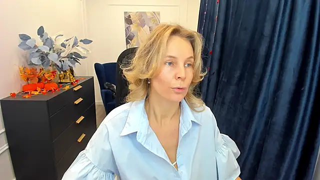 Sinty Devis online show from November 1, 2025, 4:19 am