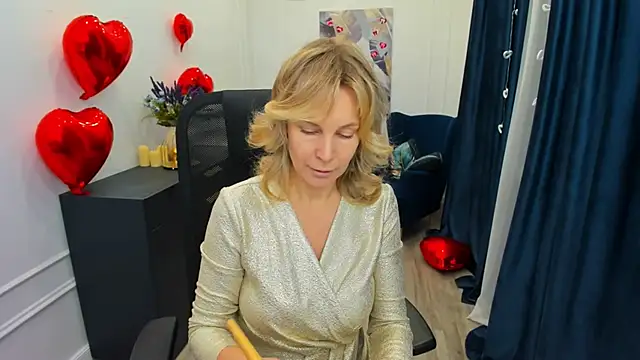 Snapshot of Sinty_Devis chatting on February 11, 2026, 4:23 am Sinty Devis online show from February 11, 2026, 4:23 am