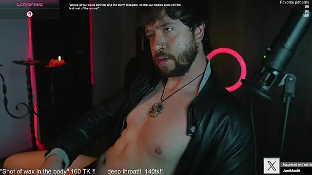 Snapshot of just_maxii chatting on September 15, 2025, 10:32 pm just maxii online show from September 15, 2025, 10:32 pm