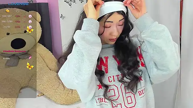 Snapshot of SophiaLiu chatting on January 30, 2025, 1:11 am SophiaLiu online show from January 30, 2025, 1:11 am