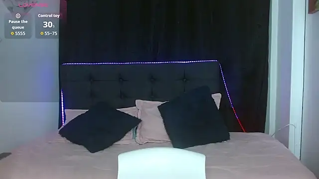 Cataleya hxc online show from January 14, 2026, 7:50 pm