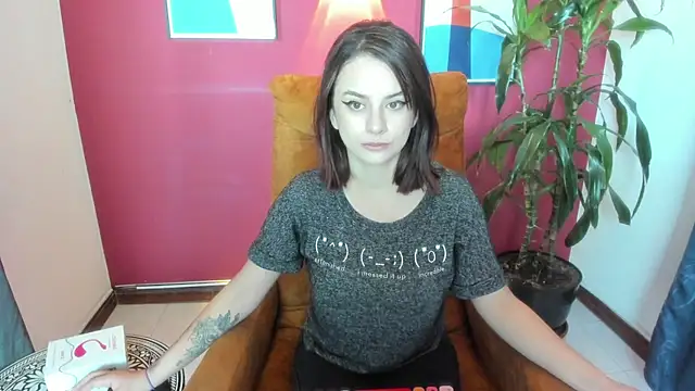 kassandra james online show from November 15, 2025, 12:20 pm