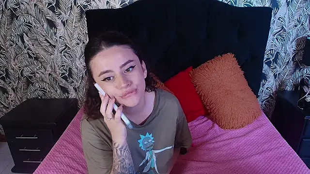kassandra james online show from June 9, 2026, 1:12 pm