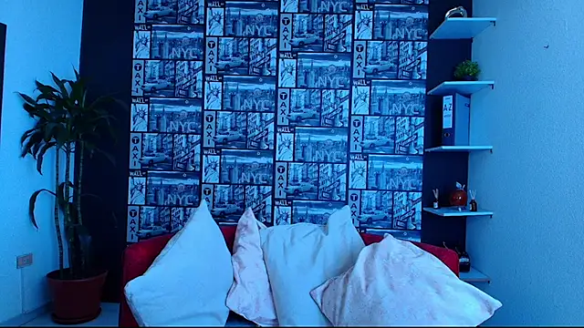 kassandra james online show from March 12, 2026, 11:58 am