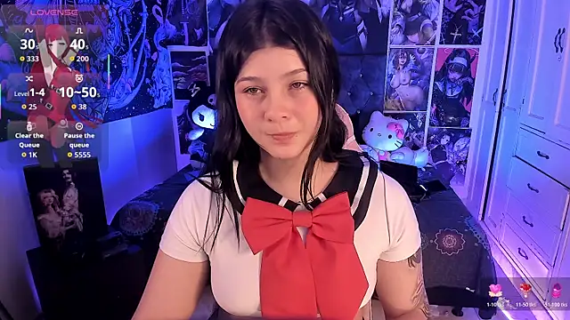 LanaKyutt online show from April 22, 2026, 12:39 am