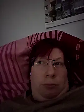 dieGeile0411 online show from February 8, 2026, 10:57 am