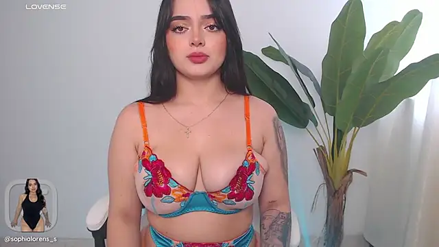 Snapshot of sophialorens_s chatting on March 2, 2025, 7:30 pm sophialorens s online show from March 2, 2025, 7:30 pm