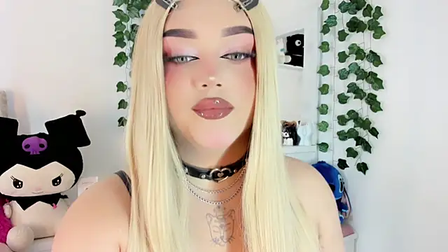 Snapshot of cattriona_muller chatting on July 24, 2026, 5:14 am cattriona muller online show from July 24, 2026, 5:14 am