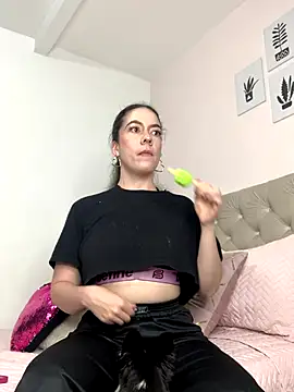 ImAlicee online show from December 15, 2025, 9:42 pm