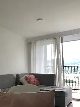 ImAlicee online show from October 1, 2025, 4:44 pm