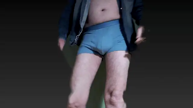 juanpalmox online show from December 2, 2025, 7:04 pm