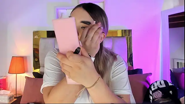 emmy r online show from November 20, 2025, 12:06 pm