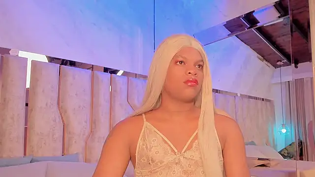 Snapshot of ari_monet chatting on February 13, 2026, 11:43 am ari monet online show from February 13, 2026, 11:43 am