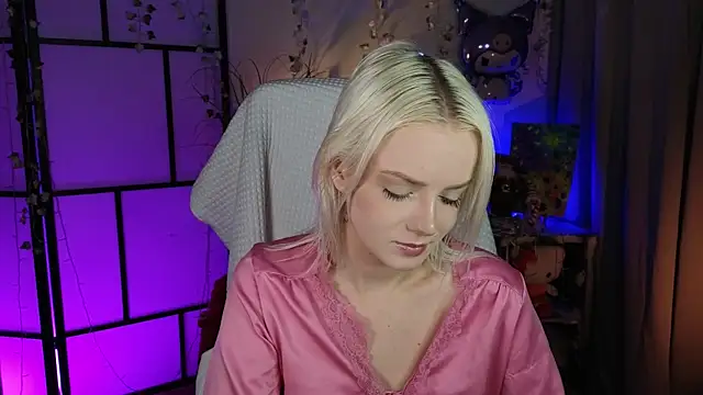 ImBonBon online show from November 24, 2025, 12:32 am