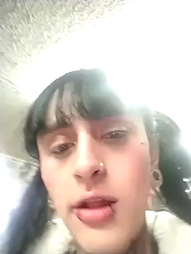 emma onassis 17 online show from January 29, 2025, 3:54 am