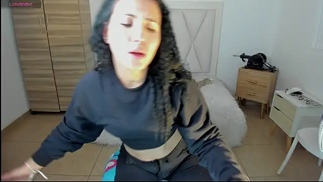 Nata bernett online show from April 11, 2026, 3:49 pm