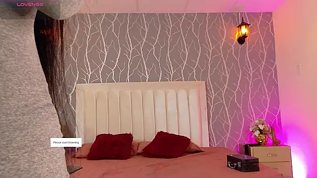 Snapshot of madison_fox1 chatting on January 7, 2026, 12:43 pm madison fox1 online show from January 7, 2026, 12:43 pm