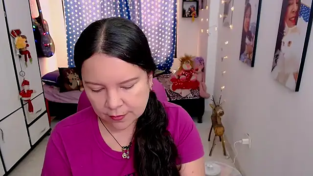 Snapshot of claryssa_ chatting on February 22, 2026, 5:58 pm claryssa online show from February 22, 2026, 5:58 pm