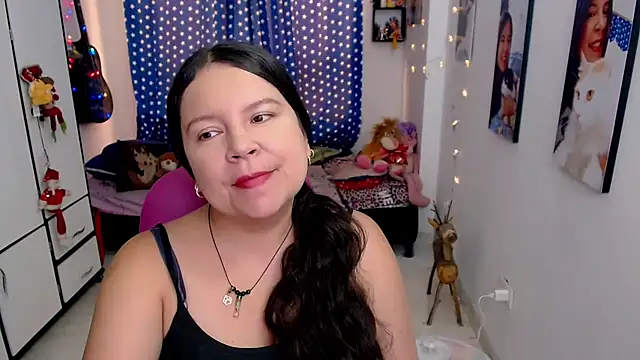 Snapshot of claryssa_ chatting on February 23, 2026, 7:47 pm claryssa online show from February 23, 2026, 7:47 pm