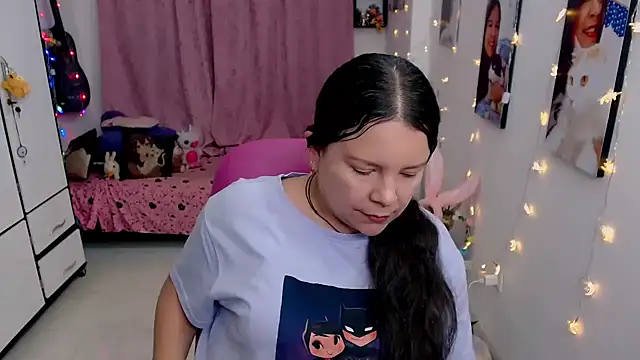 Snapshot of claryssa_ chatting on April 26, 2026, 6:22 am claryssa online show from April 26, 2026, 6:22 am