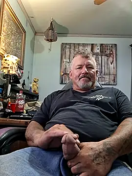 Snapshot of bigdoog8 chatting on July 8, 2026, 1:30 am bigdoog8 online show from July 8, 2026, 1:30 am