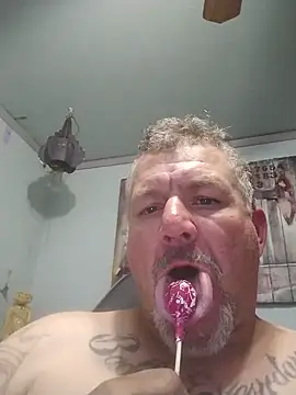 Snapshot of bigdoog8 chatting on May 28, 2026, 3:03 am bigdoog8 online show from May 28, 2026, 3:03 am