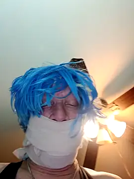 Snapshot of Hugebwc102 chatting on February 4, 2025, 12:22 pm Hugebwc102 online show from February 4, 2025, 12:22 pm