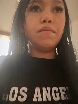 emily rosse04 online show from November 21, 2025, 11:20 am