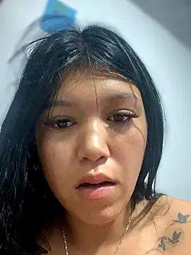 emily rosse04 online show from October 18, 2025, 11:01 am