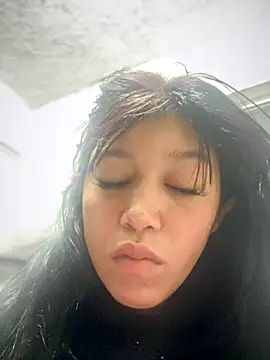 emily rosse04 online show from September 20, 2025, 11:04 am