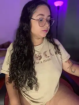 CurlyGirl 1 online show from March 30, 2026, 11:39 pm