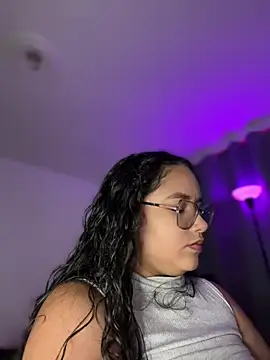 CurlyGirl 1 online show from April 11, 2026, 10:57 pm