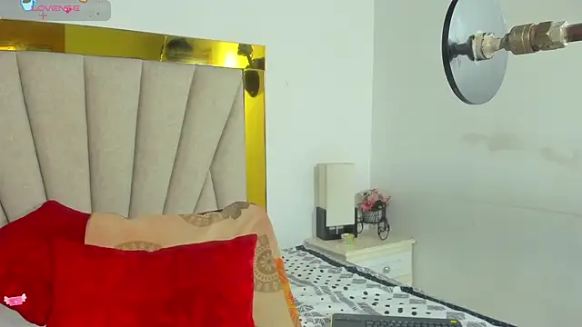 angel dthroatt online show from December 27, 2024, 12:12 pm