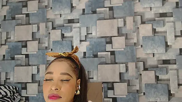 angel dthroatt online show from December 4, 2025, 12:04 pm