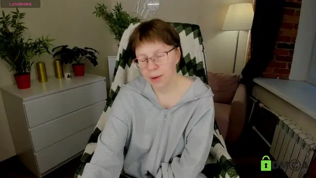 Snapshot of Melissa_Wells chatting on March 3, 2026, 3:19 pm Melissa Wells online show from March 3, 2026, 3:19 pm