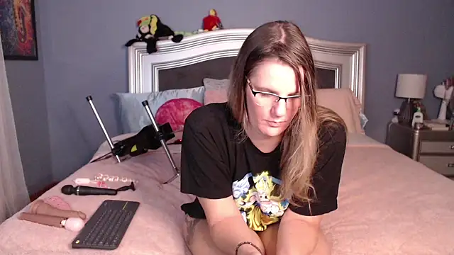 Sarahtineke online show from January 8, 2026, 12:05 am