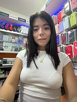Snapshot of NicolRoss_ chatting on June 22, 2026, 10:51 pm NicolRoss online show from June 22, 2026, 10:51 pm
