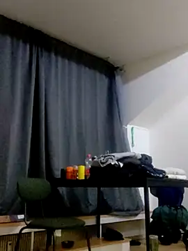 eltoulou online show from February 18, 2025, 2:27 am