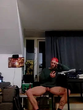 eltoulou online show from February 17, 2025, 8:16 pm