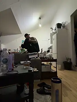 eltoulou online show from March 27, 2026, 2:09 am