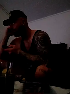 eltoulou online show from March 4, 2025, 11:43 pm