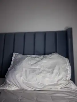 gretta kler1 online show from November 6, 2025, 10:14 pm