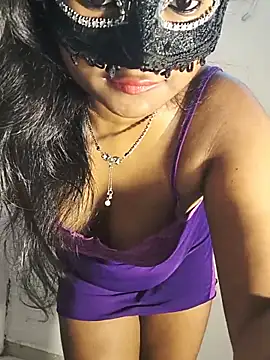 Snapshot of FANTASY_QUEEN_07 chatting on June 14, 2026, 2:24 am FANTASY QUEEN 07 online show from June 14, 2026, 2:24 am