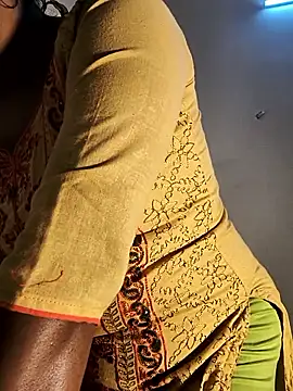 FANTASY QUEEN 07 online show from April 30, 2026, 2:29 am