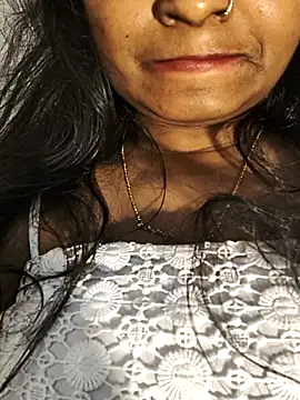 FANTASY QUEEN 07 online show from October 22, 2025, 11:14 pm