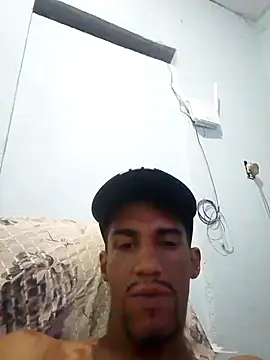 fieltoprj1 online show from October 15, 2025, 9:56 pm