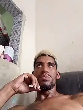 fieltoprj1 online show from January 27, 2025, 7:03 pm