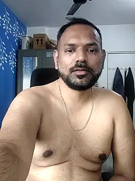 lovbombayduck11 online show from October 4, 2025, 6:26 am