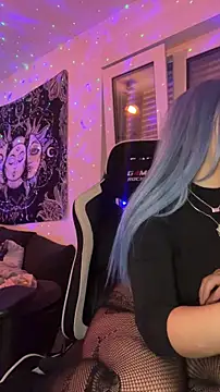 kinkygirl420x online show from December 17, 2025, 8:25 pm